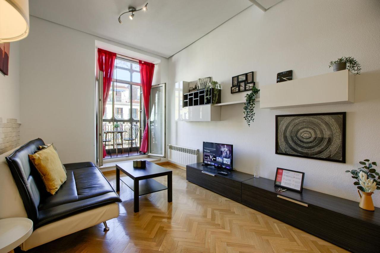 Apartament Charming Elegant Gran Via Madryt Zewnętrze zdjęcie
