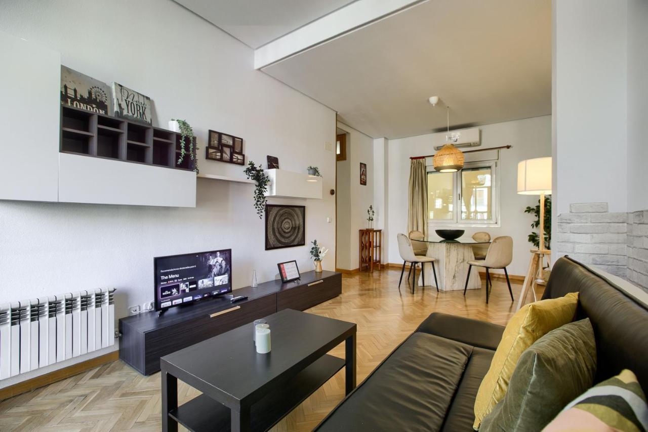 Apartament Charming Elegant Gran Via Madryt Zewnętrze zdjęcie