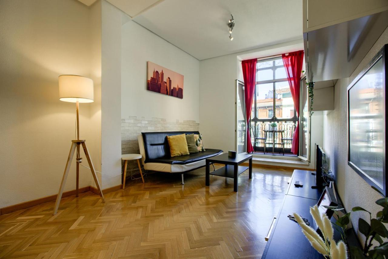 Apartament Charming Elegant Gran Via Madryt Zewnętrze zdjęcie