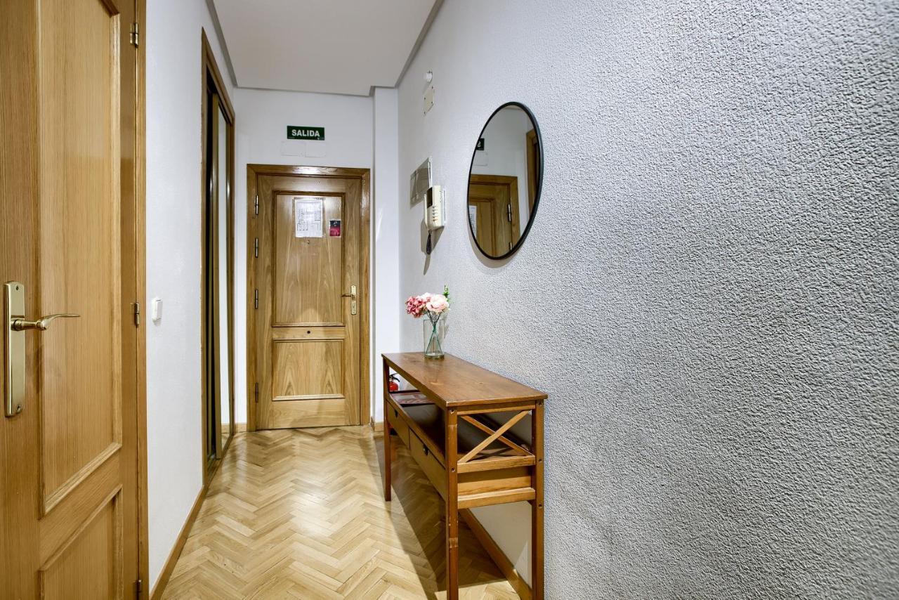 Apartament Charming Elegant Gran Via Madryt Zewnętrze zdjęcie