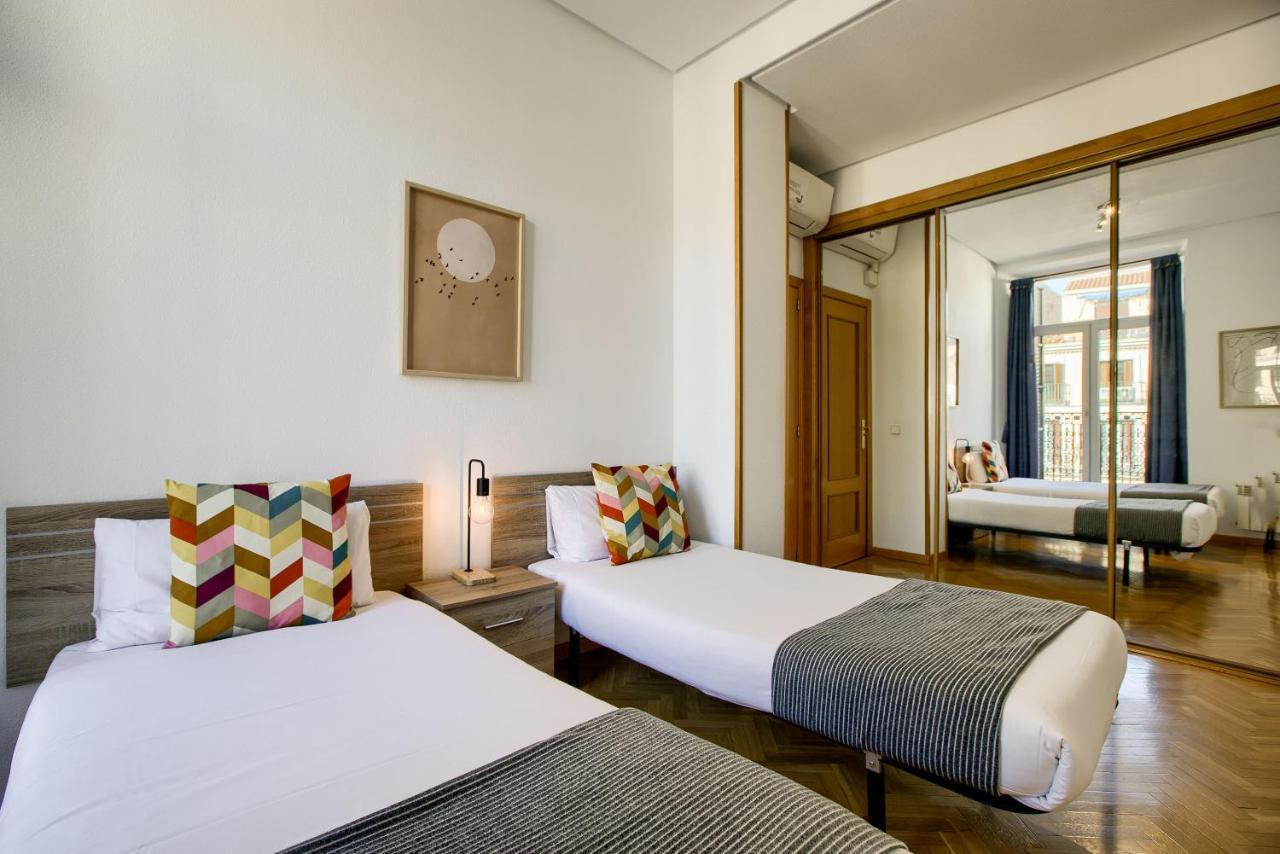 Apartament Charming Elegant Gran Via Madryt Zewnętrze zdjęcie