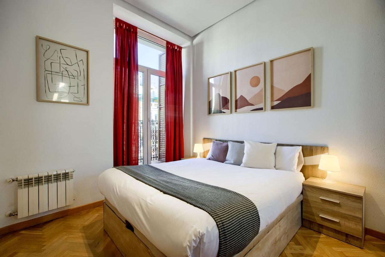 Apartament Charming Elegant Gran Via Madryt Zewnętrze zdjęcie